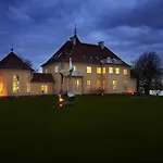 Gl. Avernaes Sinatur & Konference Hotel Ebberup