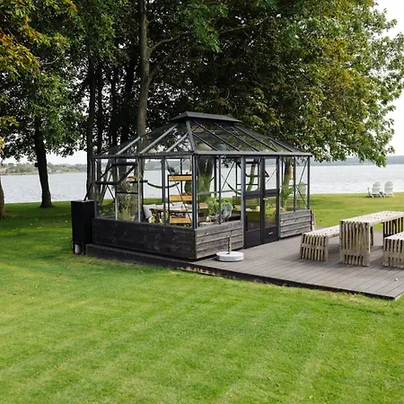 Gl. Avernaes Sinatur & Konference 3* Ebberup