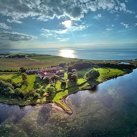 Gl. Avernaes Sinatur & Konference Hotell Ebberup