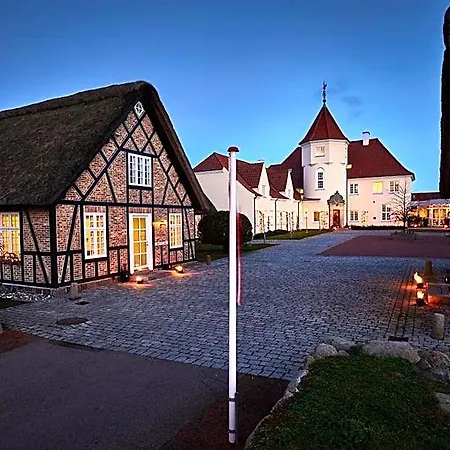 Szálloda Gl. Avernaes Sinatur & Konference 3*
