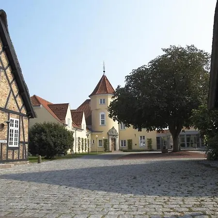 Szálloda Gl. Avernaes Sinatur & Konference 3*