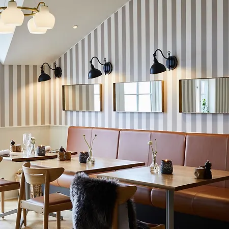 Gl. Avernaes Sinatur & Konference Hotell Ebberup