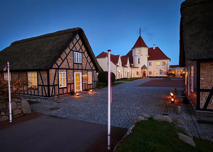 Gl. Avernaes Sinatur & Konference