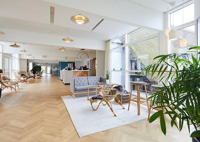 Gl. Avernaes Sinatur & Konference 3* Ebberup