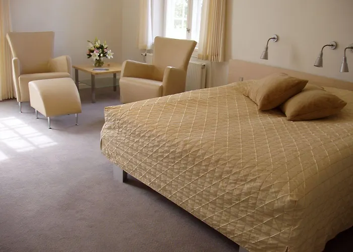 Gl. Avernaes Sinatur & Konference